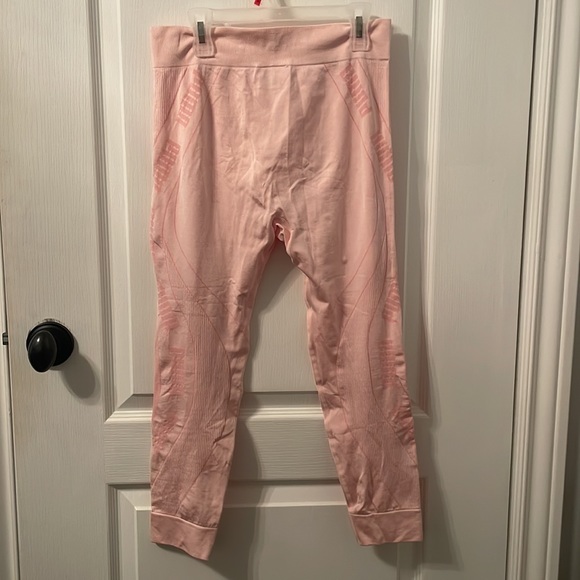 Puma Workout set - Picture 4 of 4